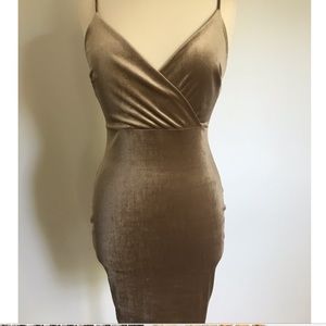 Windsor V- Neck Bodycon Dress Velvet